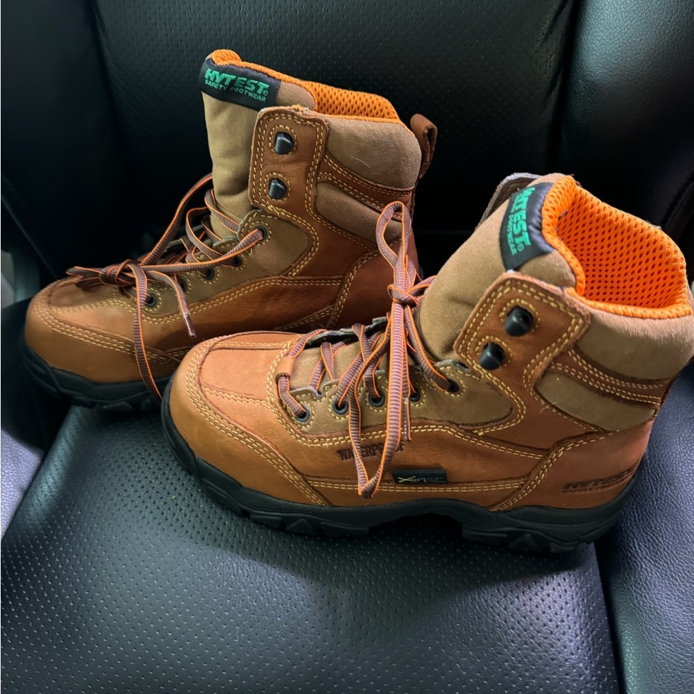 NWOB women's sz 6.5 Hytest work boots - Picture 2 of 5